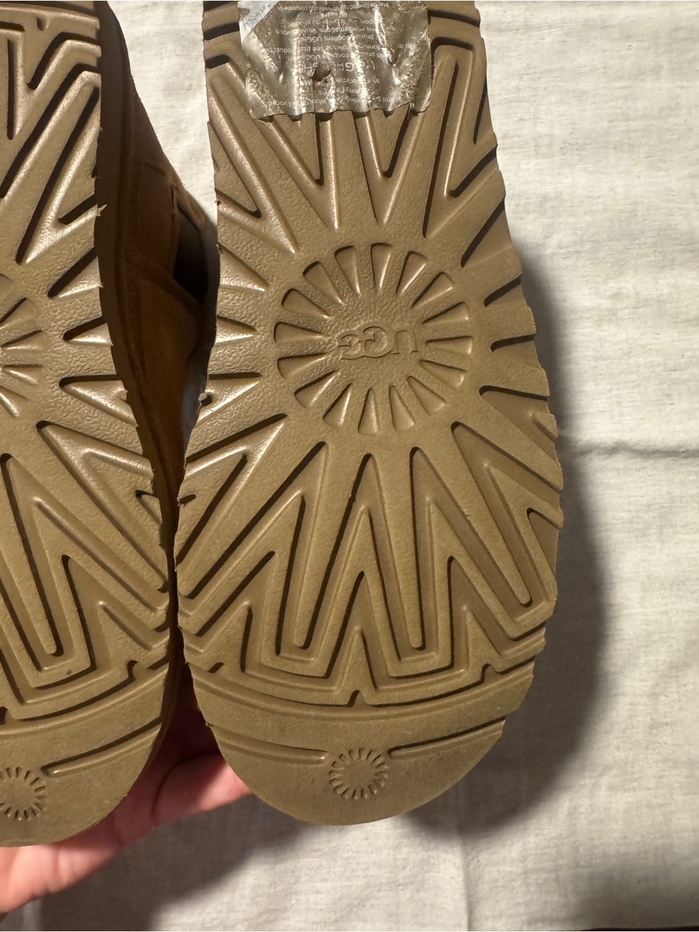 UGG Men's Chestnut/Tan Suede Chukka Boots - Picture 5 of 12